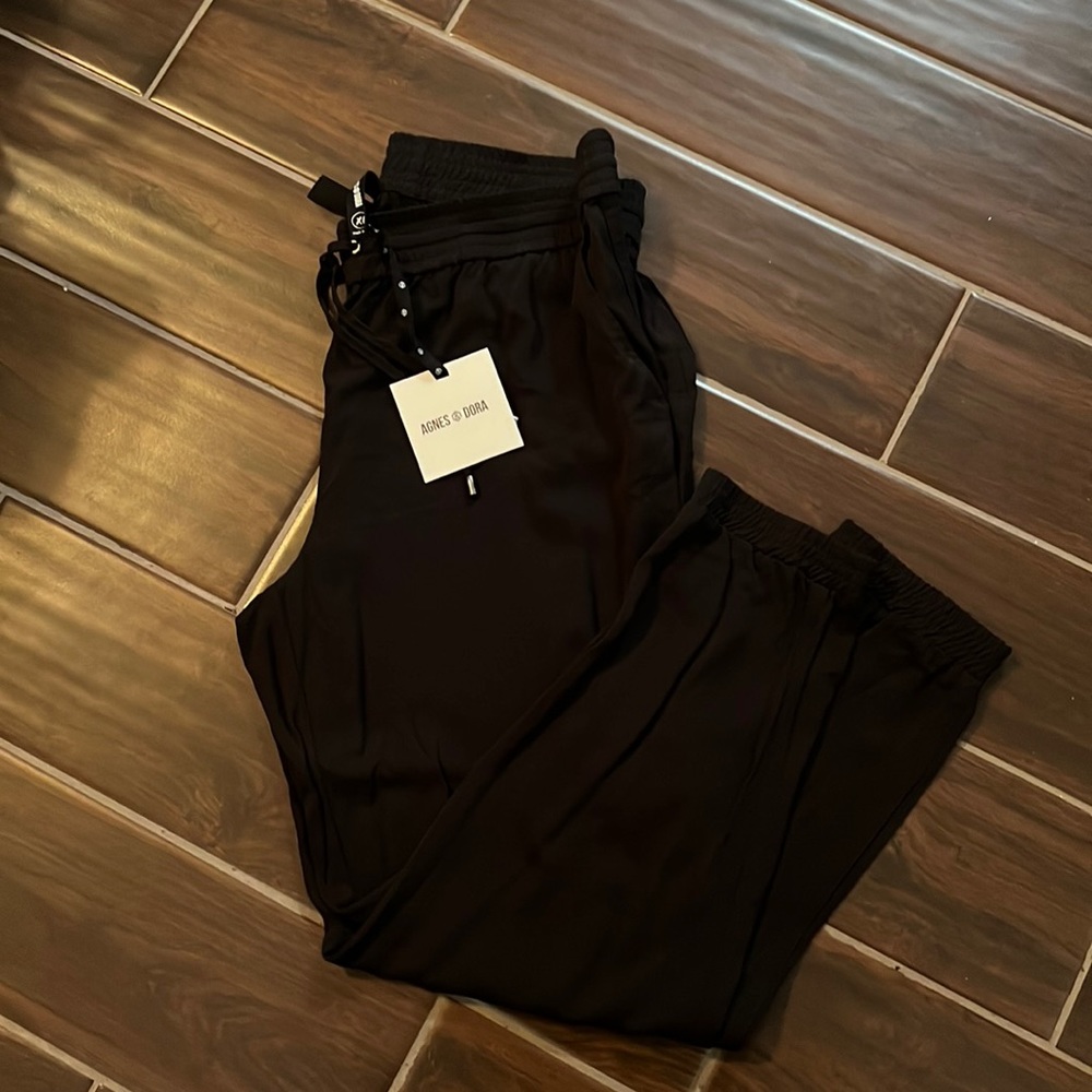 Jogger Pant in Black.. New with tags